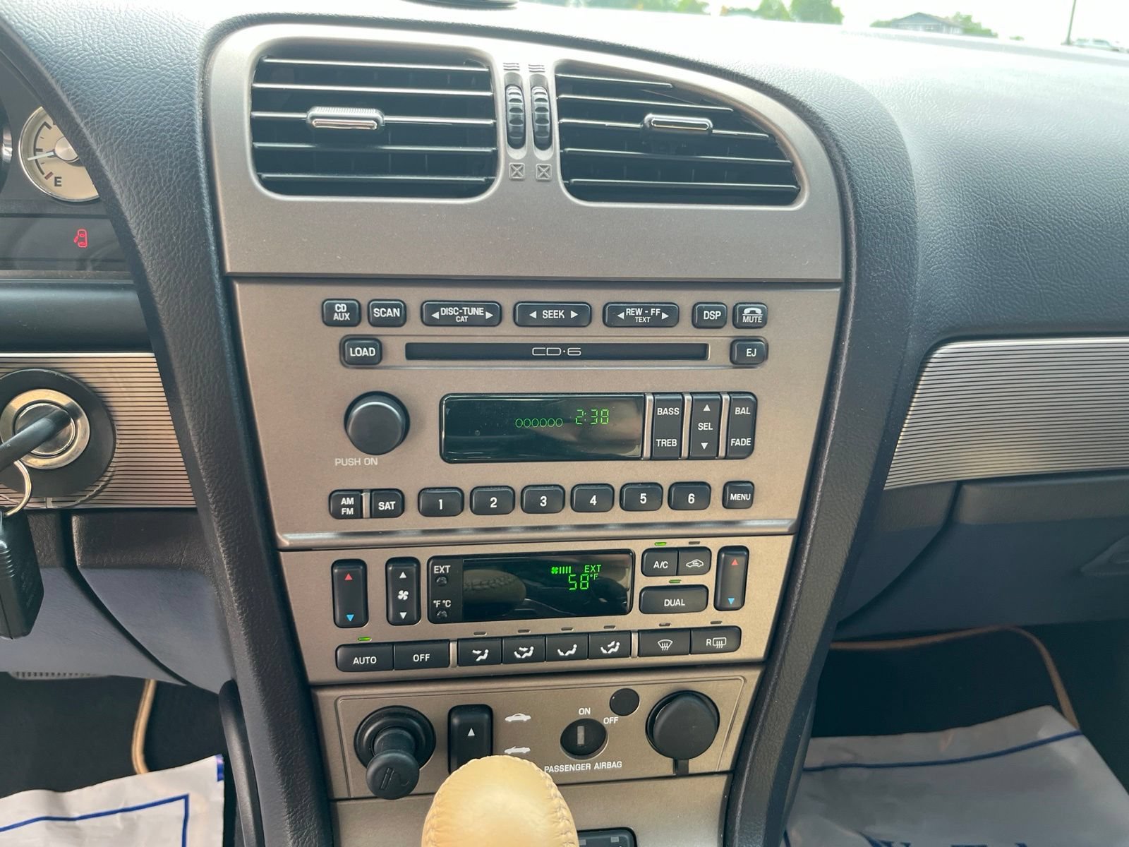 Used 2004 Ford Thunderbird RWD image 13