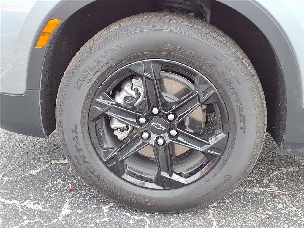 Certified 2025 Chevrolet Blazer LT w/ Midnight/Sport Edition image 25