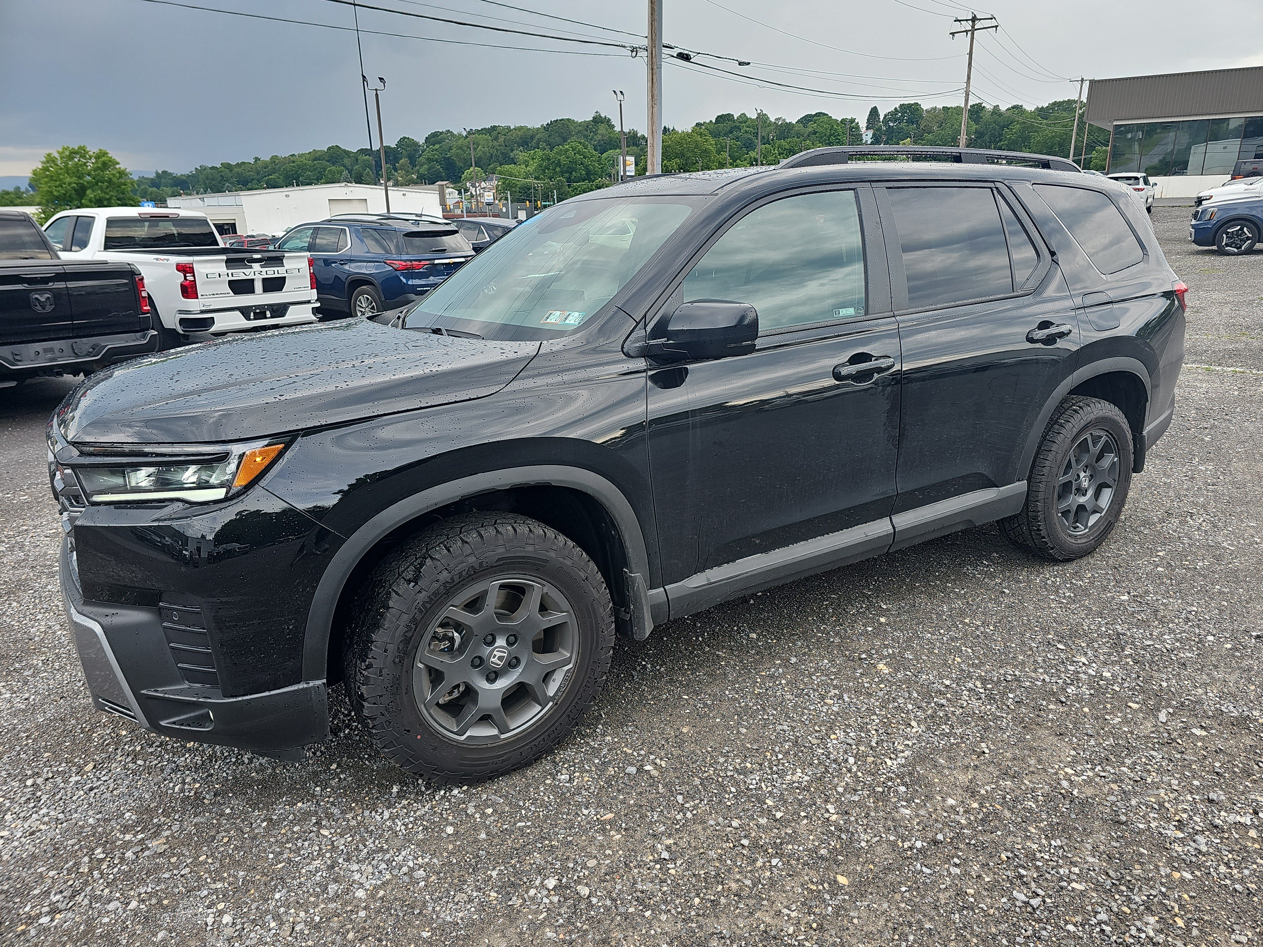 Used 2026 Honda Pilot TrailSport image 8