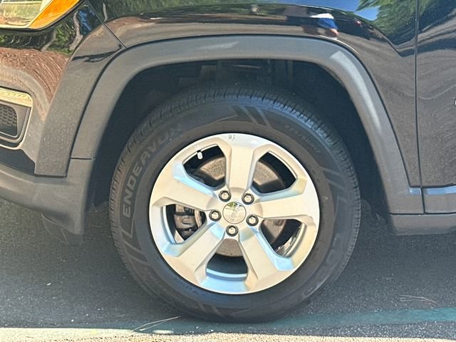 Used 2018 Jeep Compass Latitude w/ Cold Weather Group AWD/4WD image 14