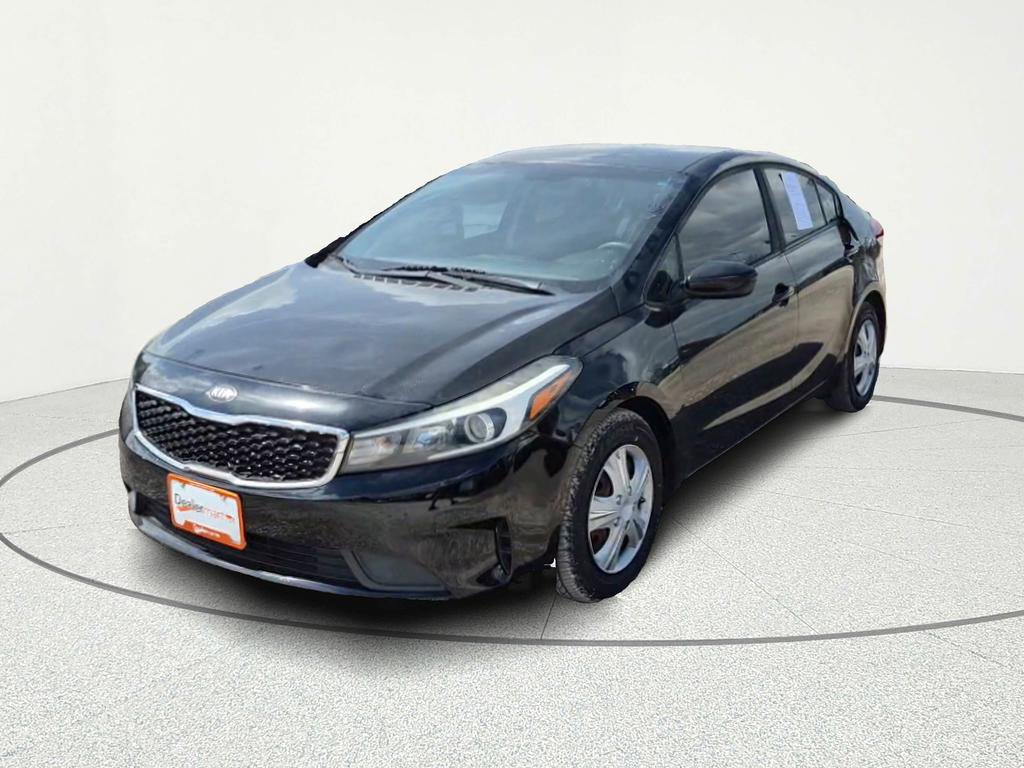 Used 2018 Kia Forte LX image 1