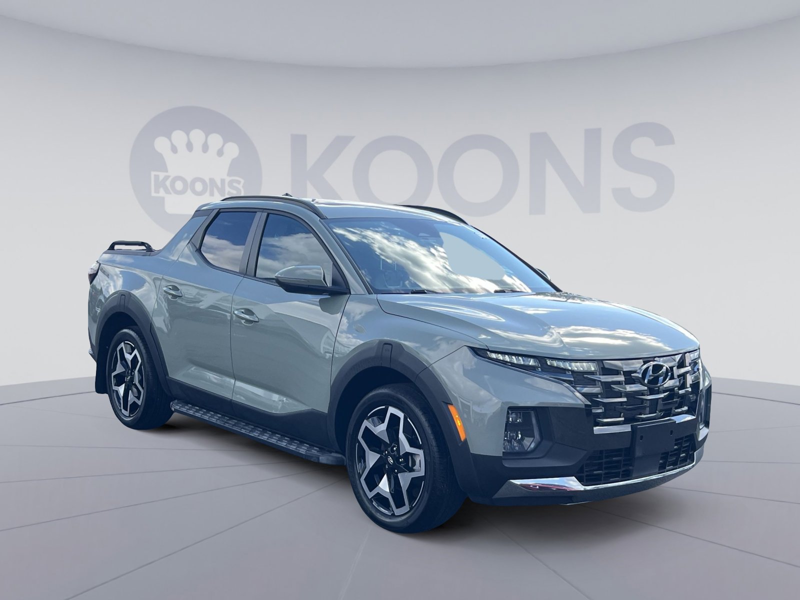 Used 2024 Hyundai Santa Cruz Limited AWD/4WD image 2