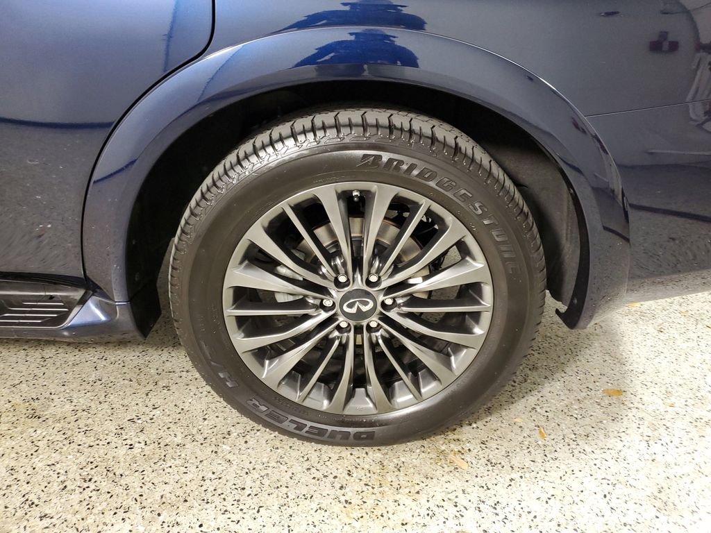 Used 2023 INFINITI QX80 Premium Select w/ Cargo Package image 10