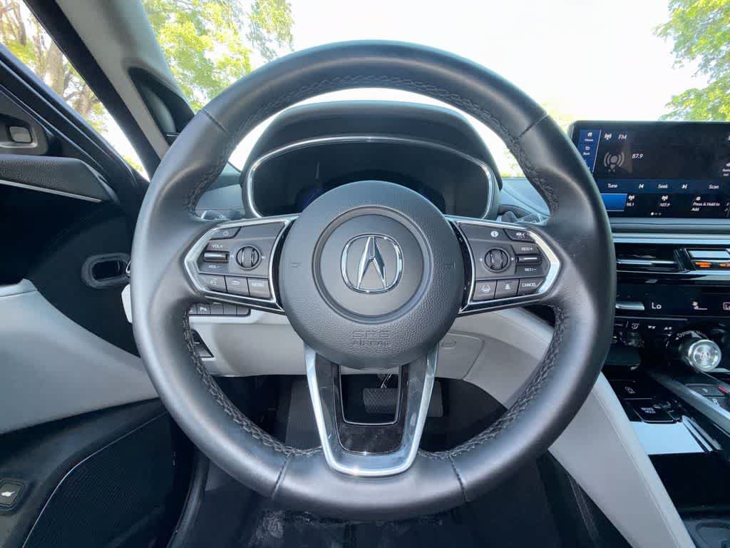 Used 2025 Acura MDX w/ Technology Package FWD image 15