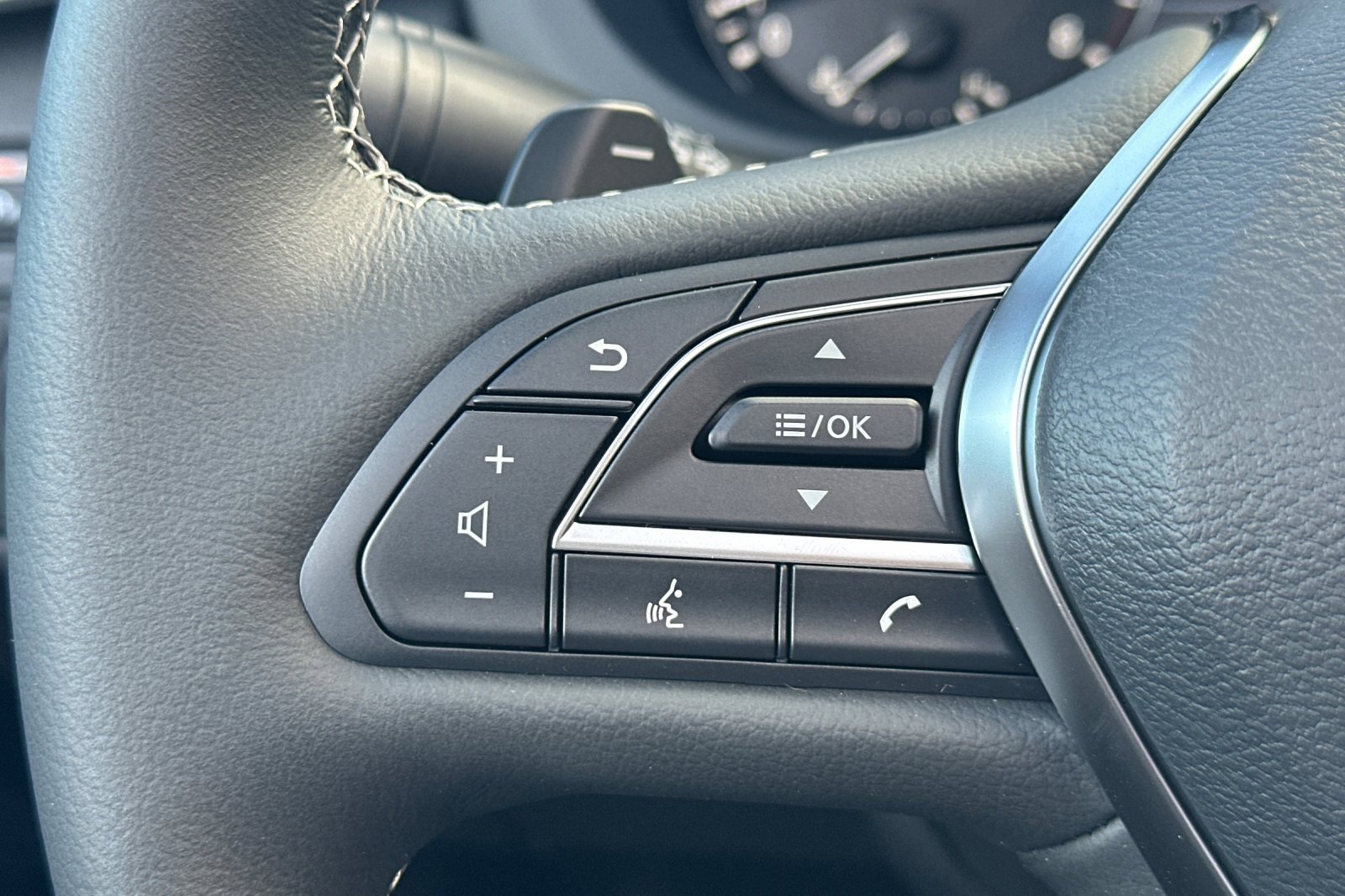 New 2025 INFINITI QX50 Sport image 28