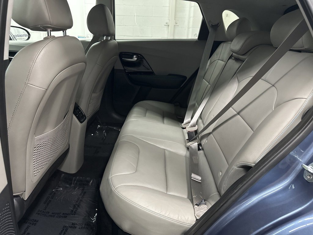 Used 2021 Kia Niro Touring image 34