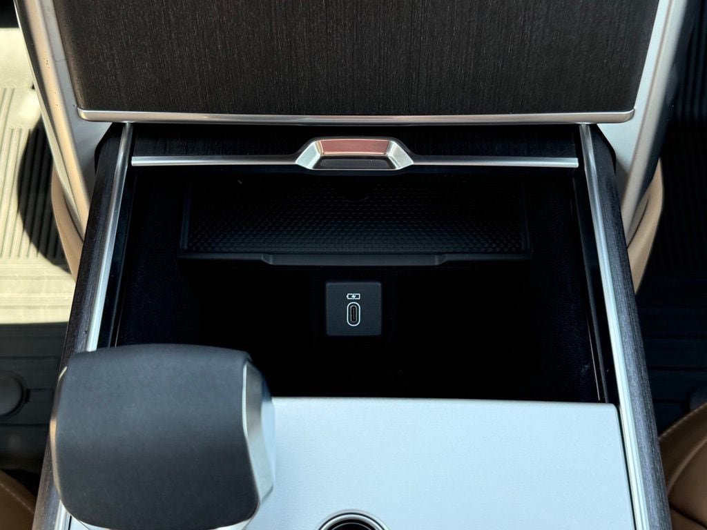 New 2026 Land Rover Range Rover SE AWD/4WD image 22
