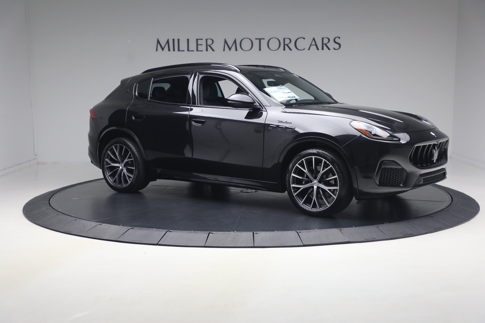 Certified 2023 Maserati Grecale Modena AWD/4WD image 10