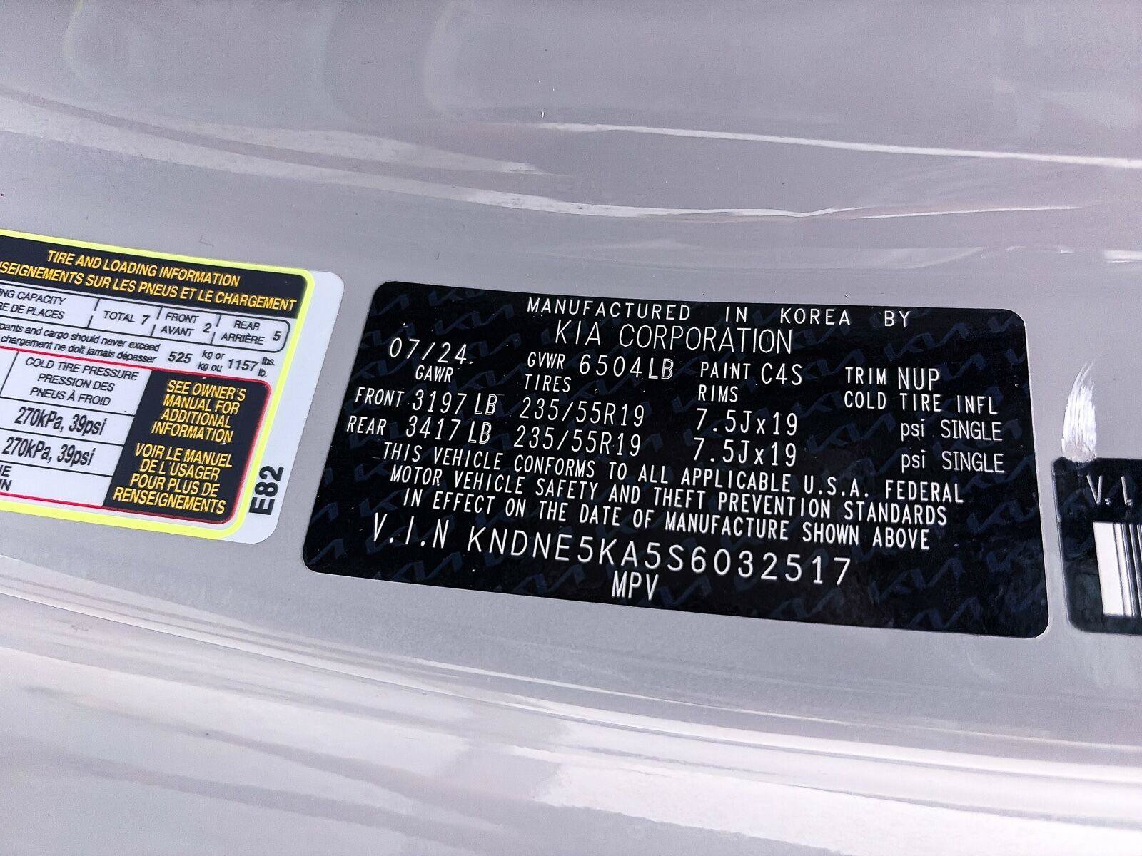 Used 2025 Kia Carnival SX Prestige FWD image 43