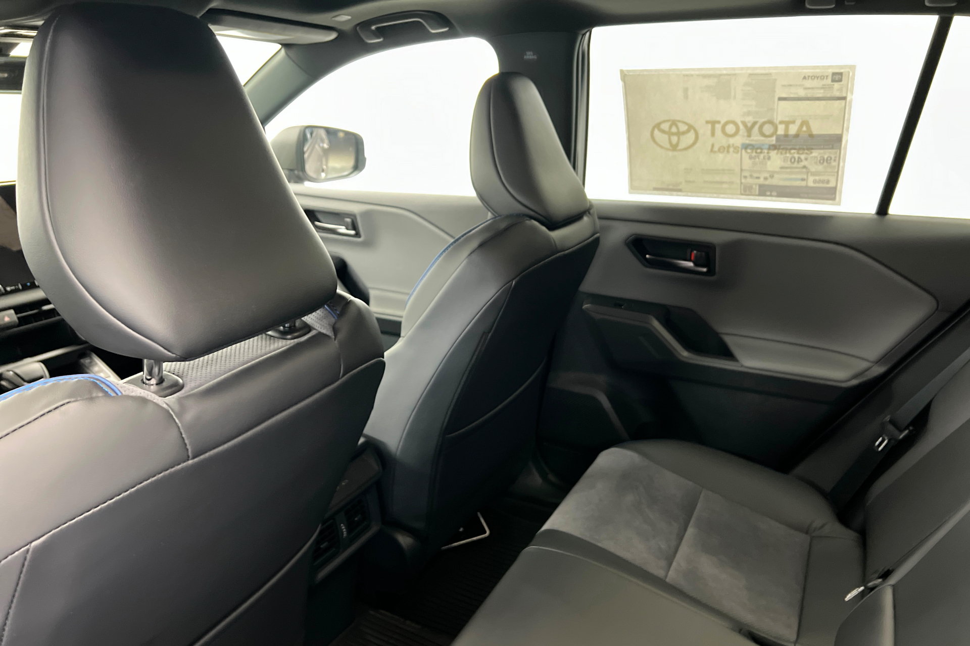 New 2026 Toyota RAV4 XSE AWD/4WD image 19