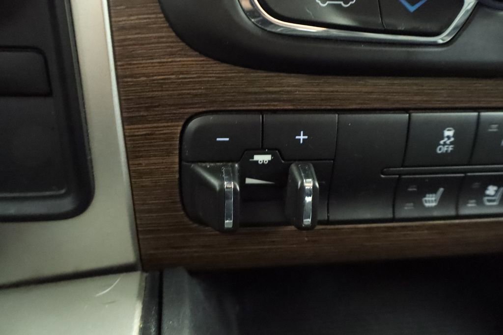 Used 2016 RAM 2500 Laramie w/ Protection Group image 34