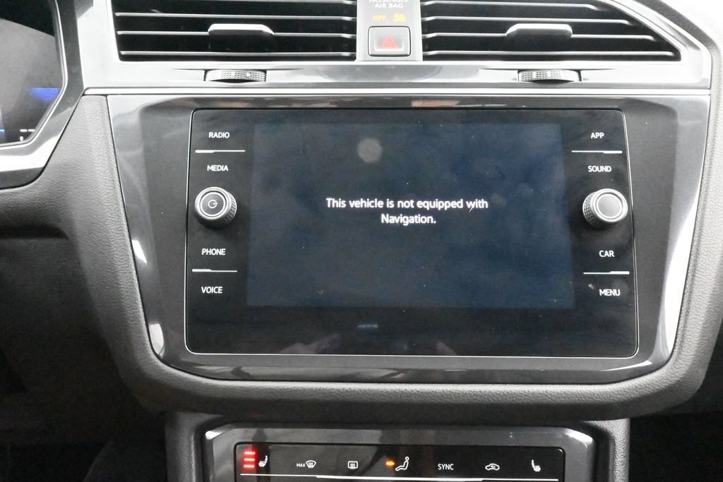 Used 2024 Volkswagen Tiguan SE FWD image 21