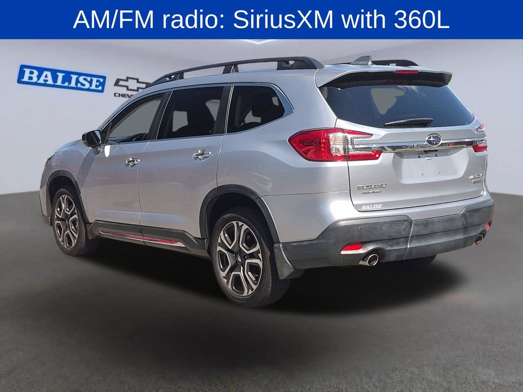 Used 2025 Subaru Ascent Touring AWD/4WD image 5
