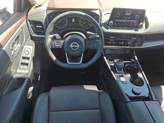 Used 2023 Nissan Rogue SV w/ SV Premium B Package AWD/4WD image 2