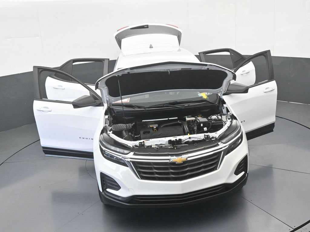 Used 2024 Chevrolet Equinox LS FWD image 65