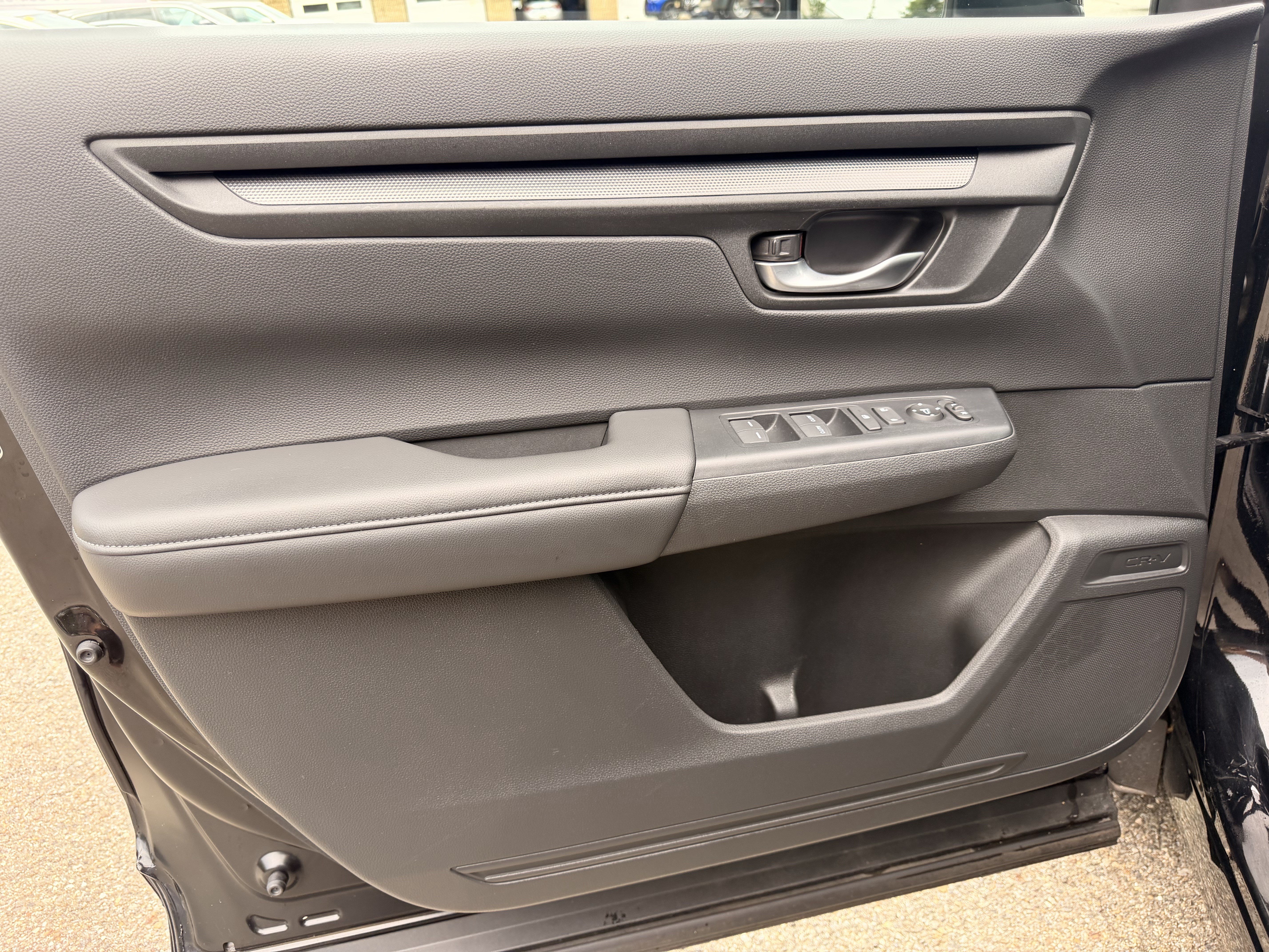 Used 2024 Honda CR-V EX image 12