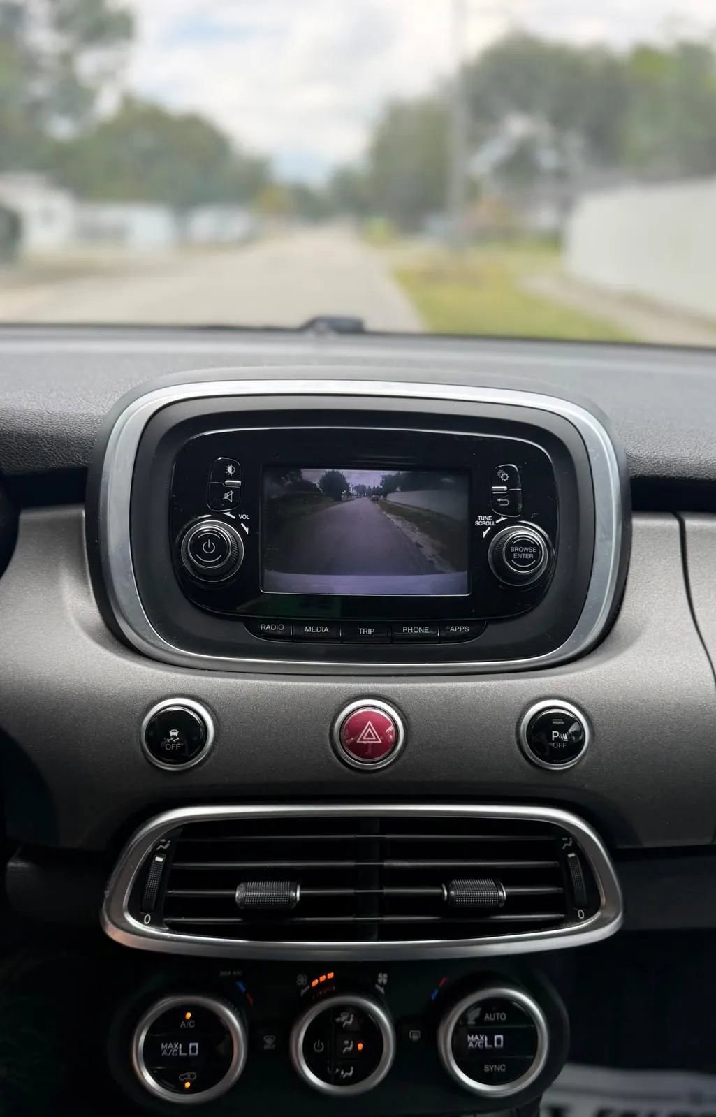 Used 2016 FIAT 500X Trekking FWD image 11