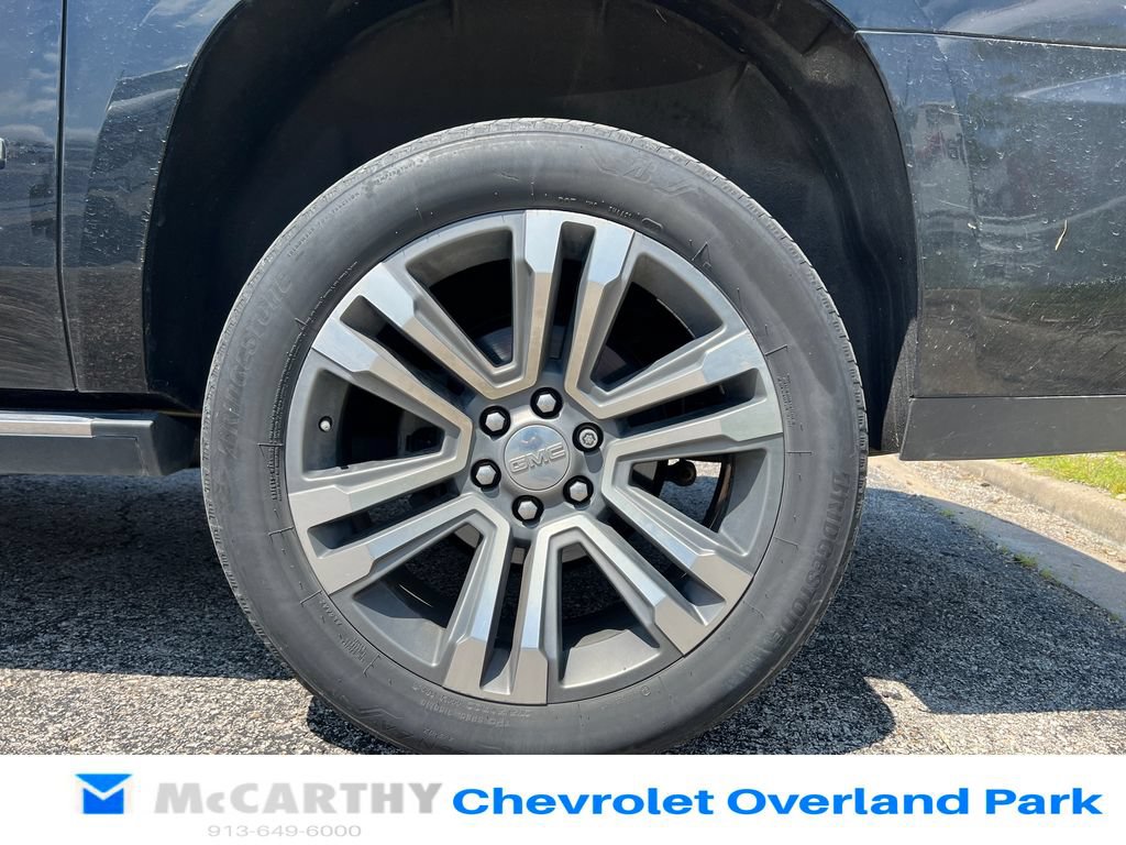 Used 2018 GMC Yukon XL Denali w/ Denali Ultimate Package AWD/4WD image 9