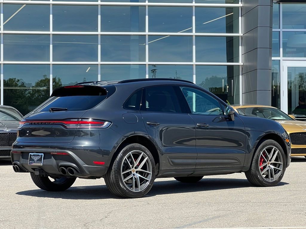 Used 2023 Porsche Macan S w/ Sport Chrono Package image 2