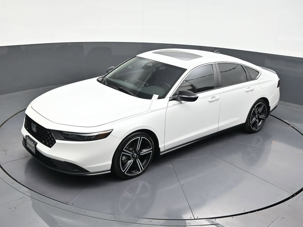 Used 2023 Honda Accord Sport image 16