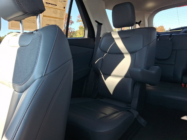 Certified 2025 Ford Explorer Active w/ Active Comfort Package AWD/4WD image 21