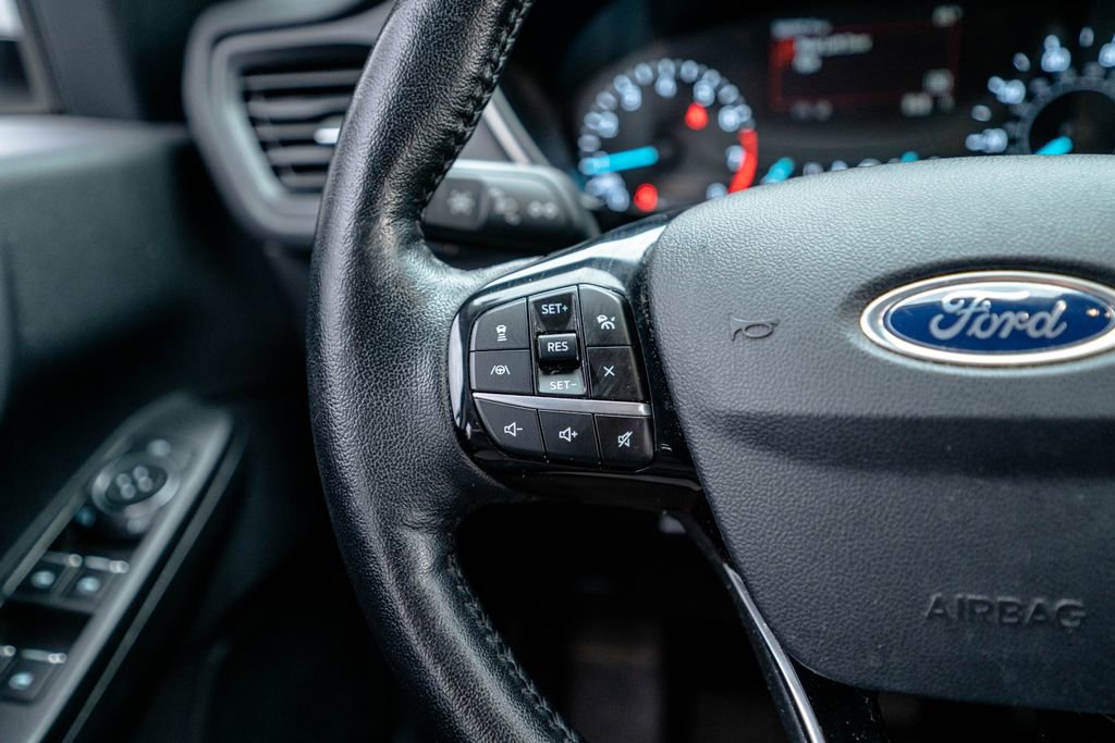 Used 2021 Ford Escape SE w/ Convenience Package image 15
