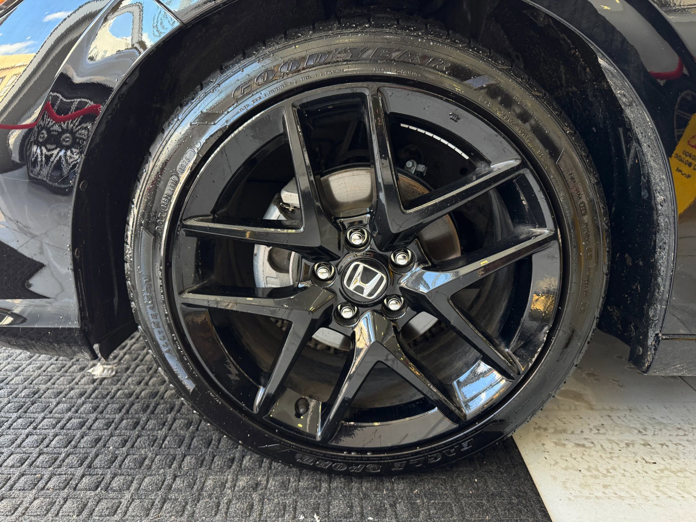 Used 2025 Honda Civic Sport image 7