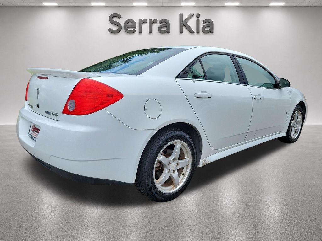 Used 2009 Pontiac G6 Sedan w/ Sport Package 2 FWD image 5