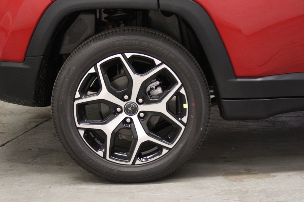 New 2026 Jeep Compass Limited image 30