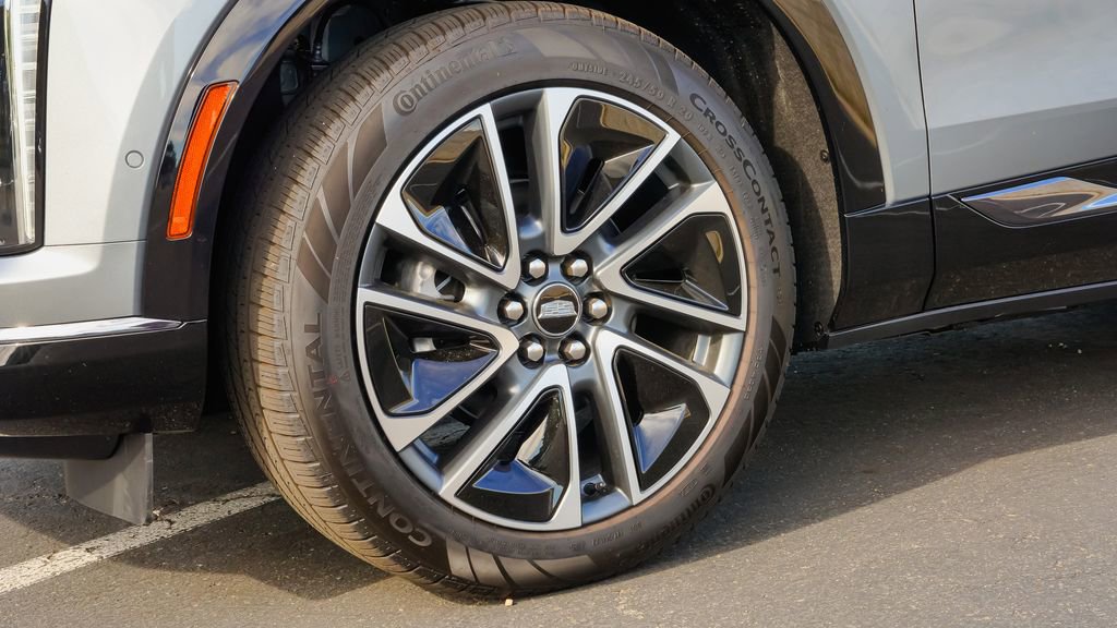 New 2026 Cadillac Optiq Sport 1 w/ LPO, Floor Liner Package image 7