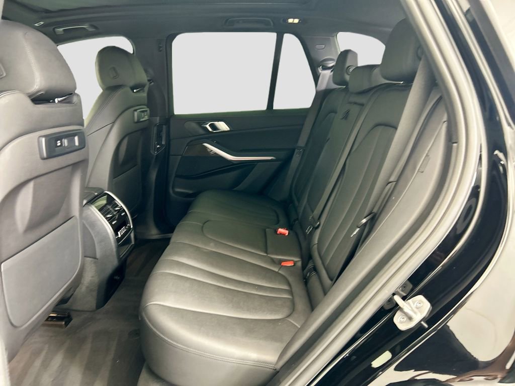 Certified 2022 BMW X5 sDrive40i w/ Climate Comfort Package image 20