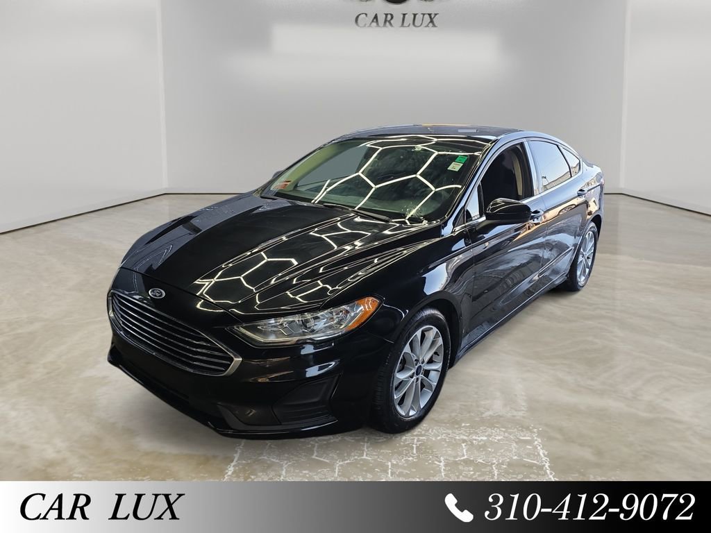 Used 2020 Ford Fusion SE image 18