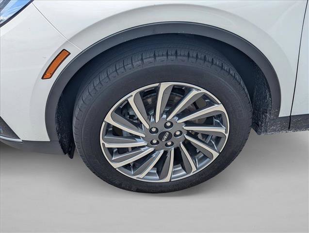 Used 2023 Lincoln Corsair Reserve w/ Equipment Group 201A AWD/4WD image 24