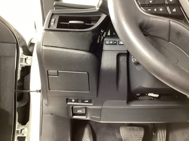 Used 2022 Lexus ES 350 w/ Premium Package FWD image 12
