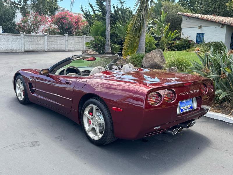 Used 2003 Chevrolet Corvette Convertible w/ Preferred Equipment Group1 RWD image 6