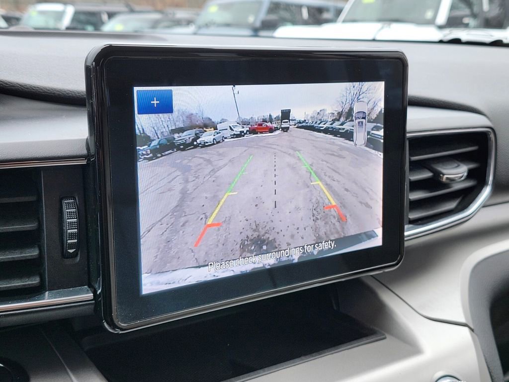 Certified 2022 Ford Explorer XLT w/ Equipment Group 202A image 22