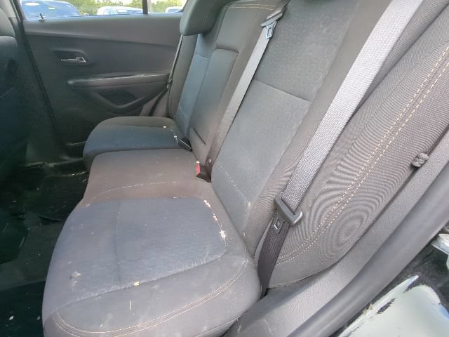 Used 2020 Chevrolet Trax LS FWD image 5