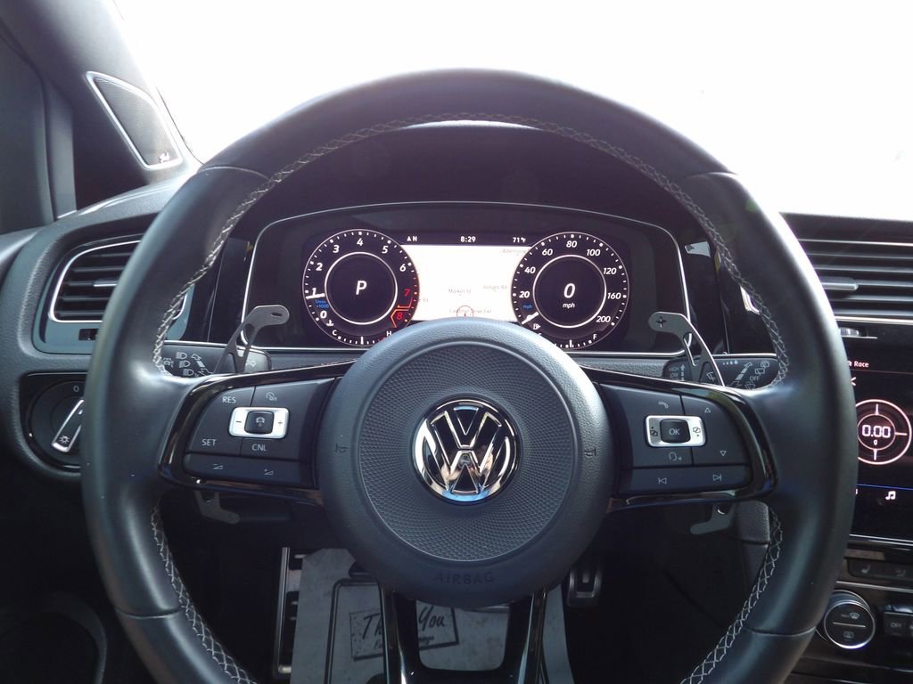 Used 2018 Volkswagen Golf R 4-Door image 14