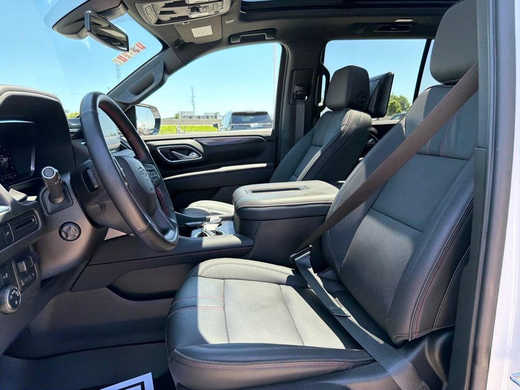 Used 2022 Chevrolet Tahoe RST w/ Sport Performance Package AWD/4WD image 24