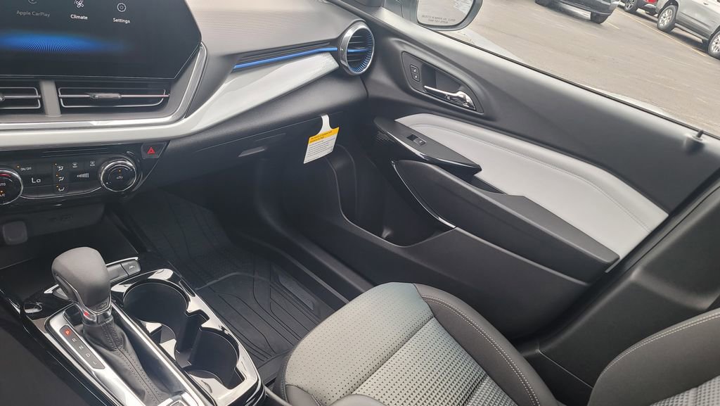 New 2026 Chevrolet Trax LT image 23