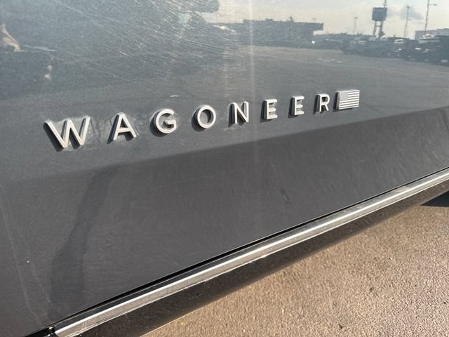 Used 2023 Jeep Wagoneer L Series III w/ Premium Group I AWD/4WD image 34