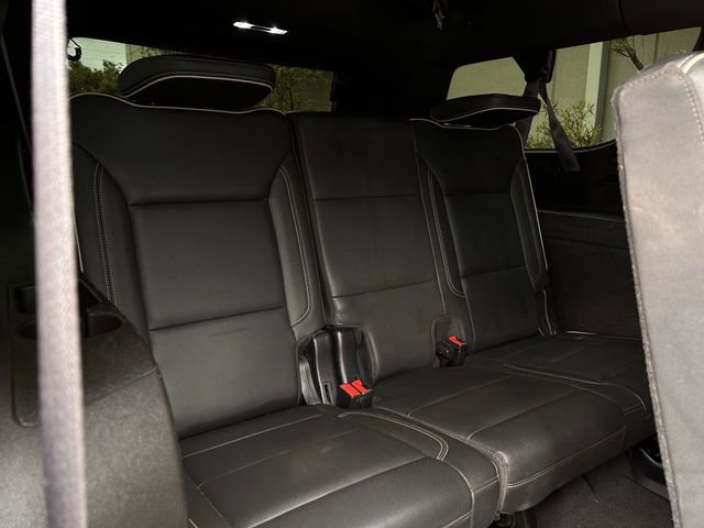 Used 2021 GMC Yukon XL SLT w/ SLT Premium Package image 34