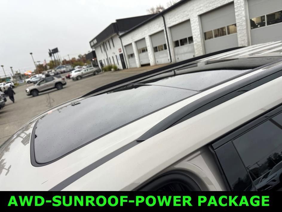 New 2026 Buick Enclave Sport Touring w/ Power Package image 15