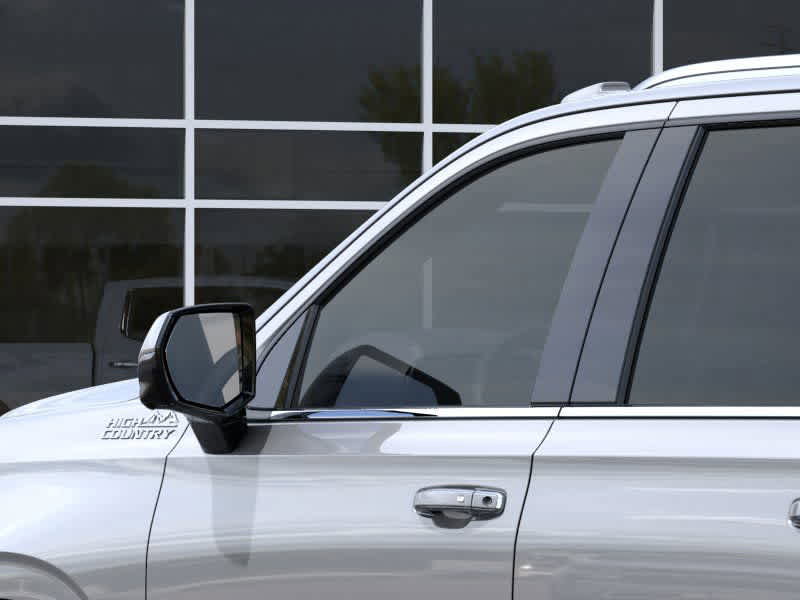 New 2025 Chevrolet Suburban High Country image 11