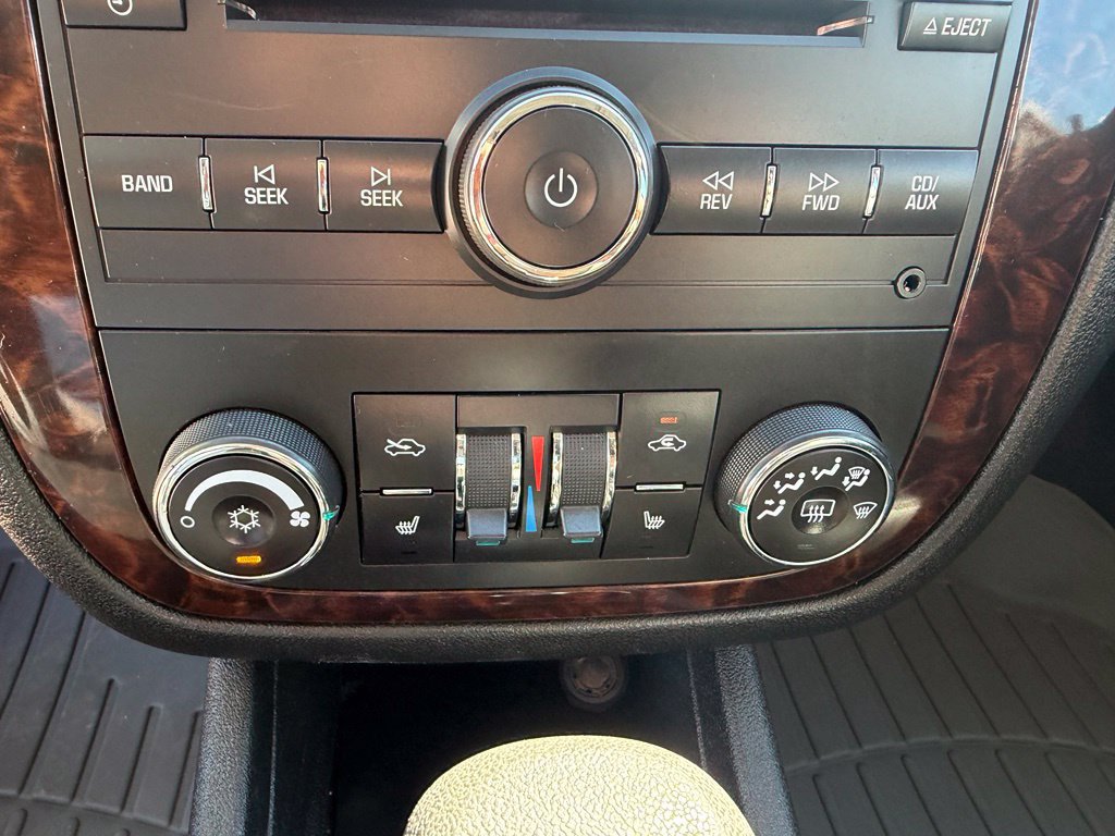Used 2015 Chevrolet Impala LTZ FWD image 18
