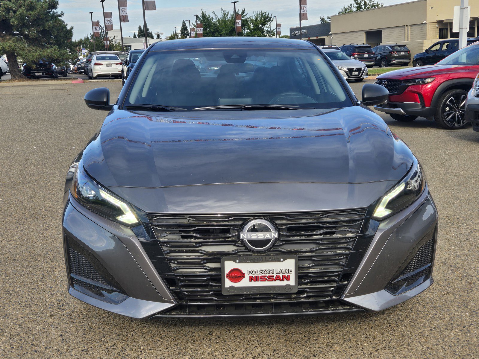 New 2026 Nissan Altima 2.5 SV FWD image 2