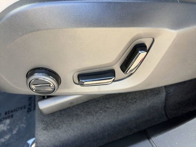 Used 2025 Volvo XC90 B6 Plus image 22