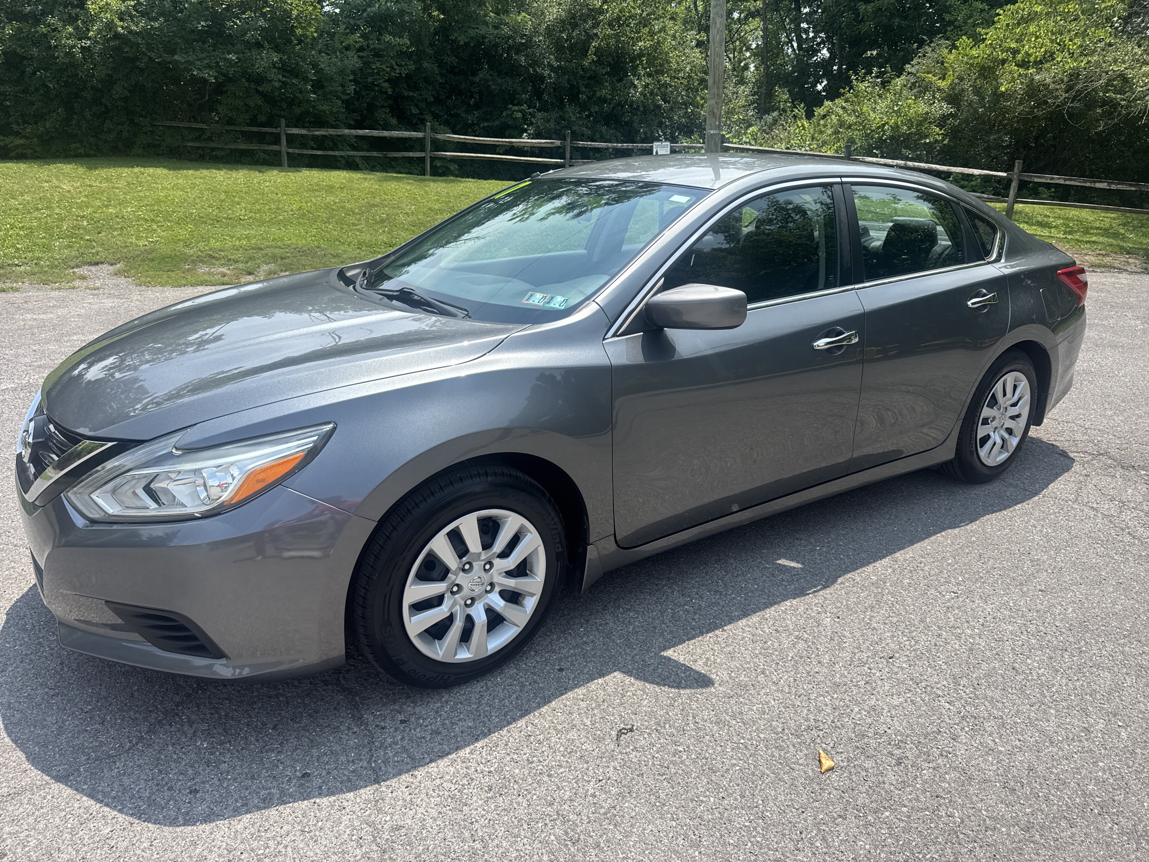 Used 2017 Nissan Altima 2.5 S w/ Power Driver Seat Package FWD image 7