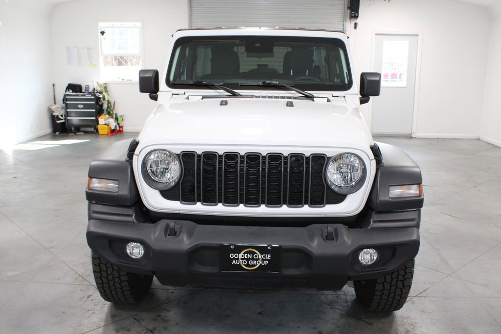 Used 2024 Jeep Wrangler Sport S image 3