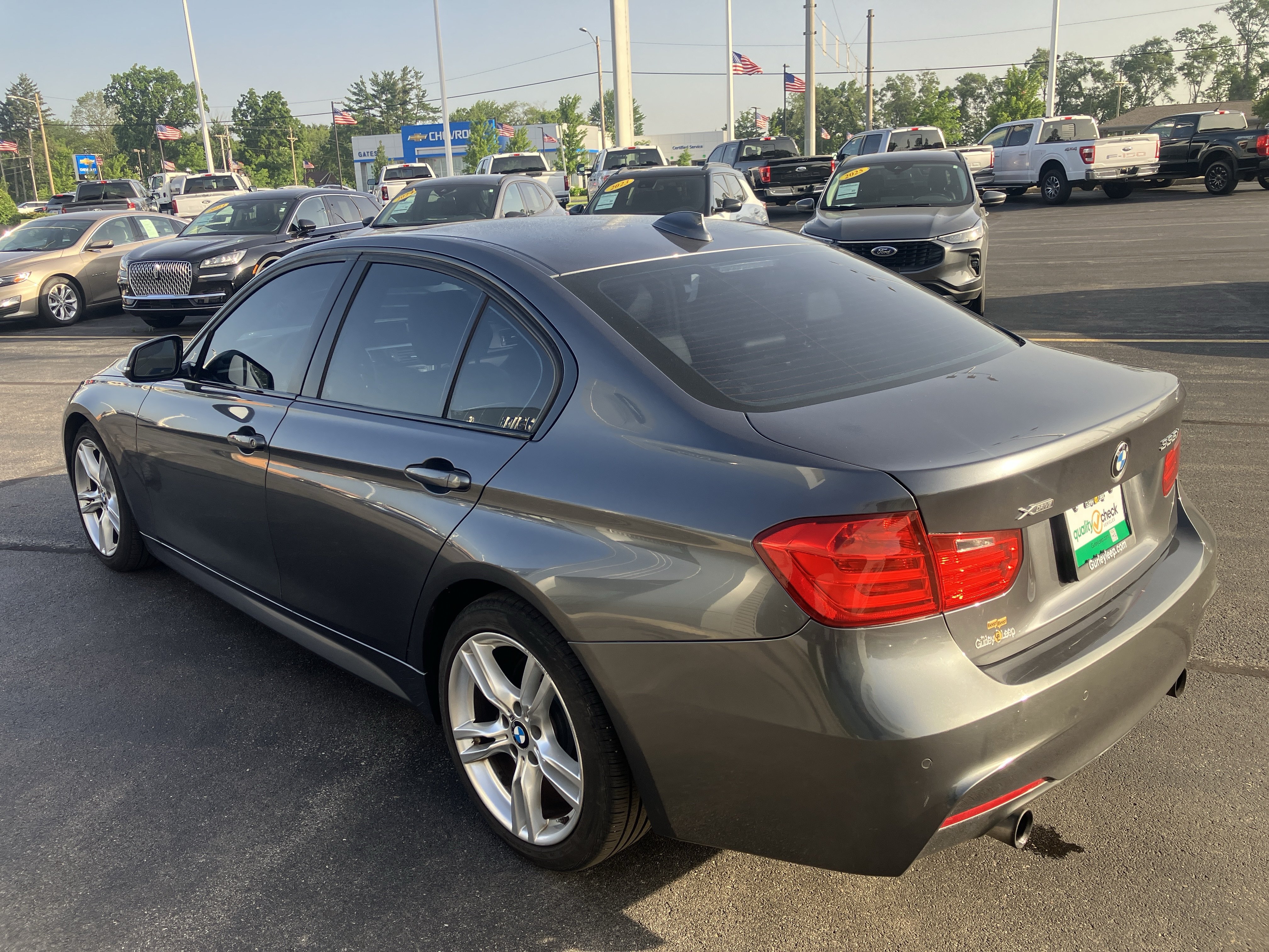 Used 2013 BMW 335i xDrive Sedan AWD/4WD image 5